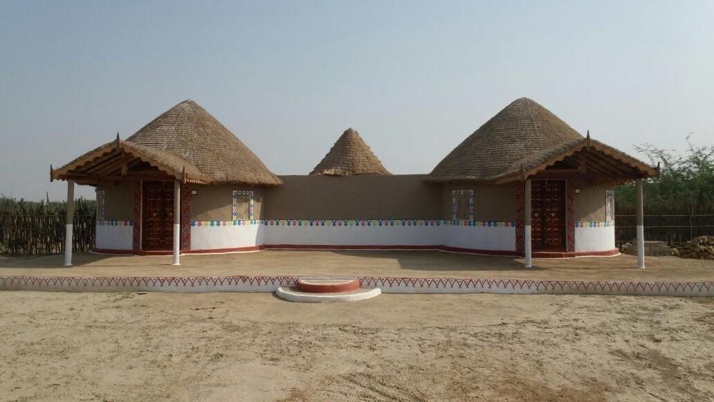 Banni Village Resort - Rann Of Kutch Bherandiāla Exterior foto